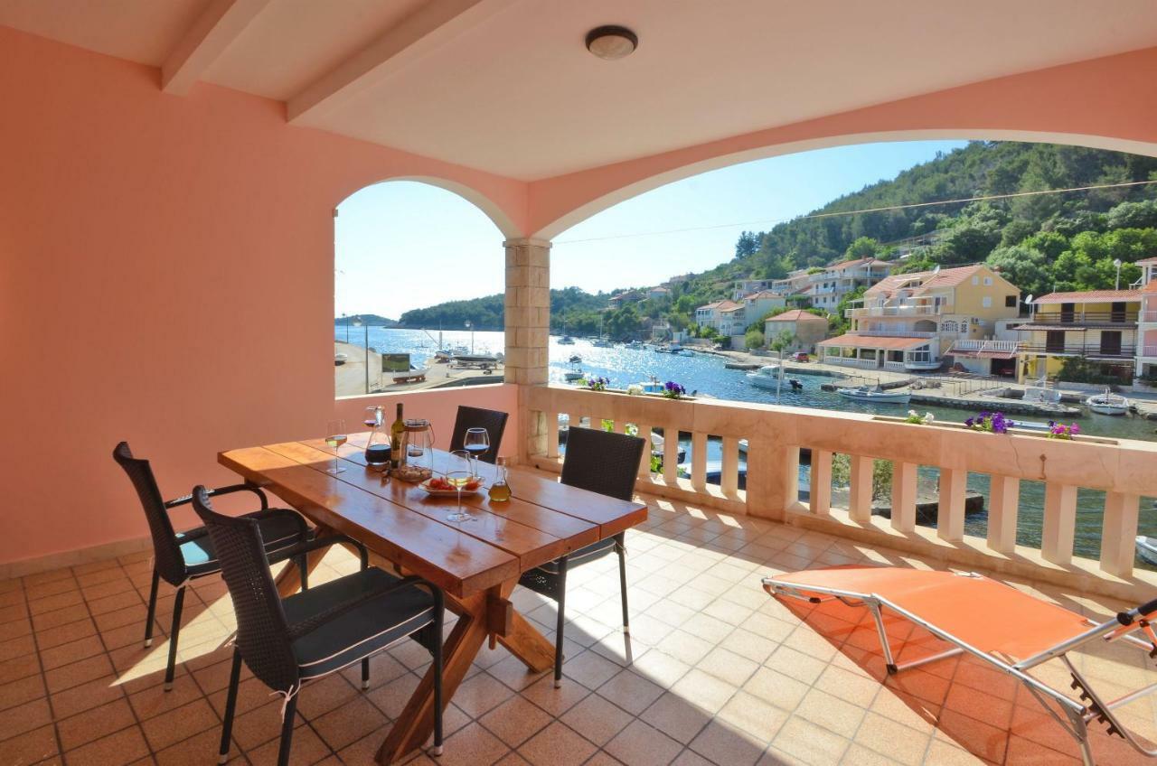 Apartment Jakov Grscica Прижба Екстериор снимка